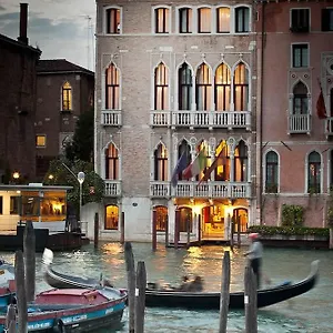 **** Hotel Pesaro Palace Italy