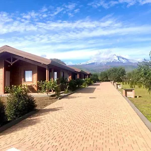 https://agricampeggio-verde-etna.sicilyhotelsitaly.net