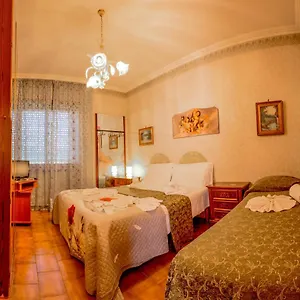 *** Guest house Hillary House Italy