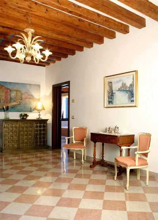 Hotel At Leonard Venezia